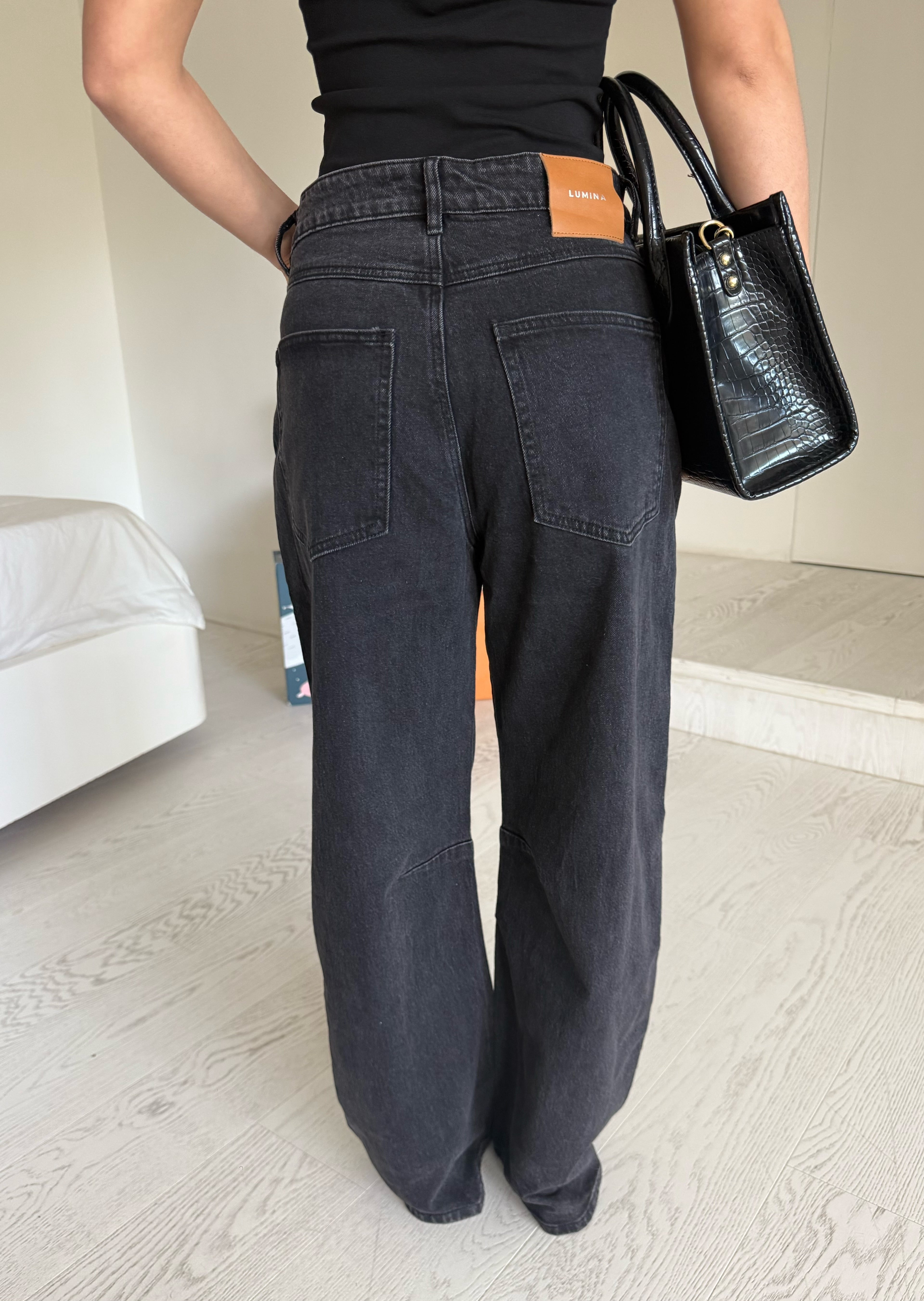 Jeans black by lumina