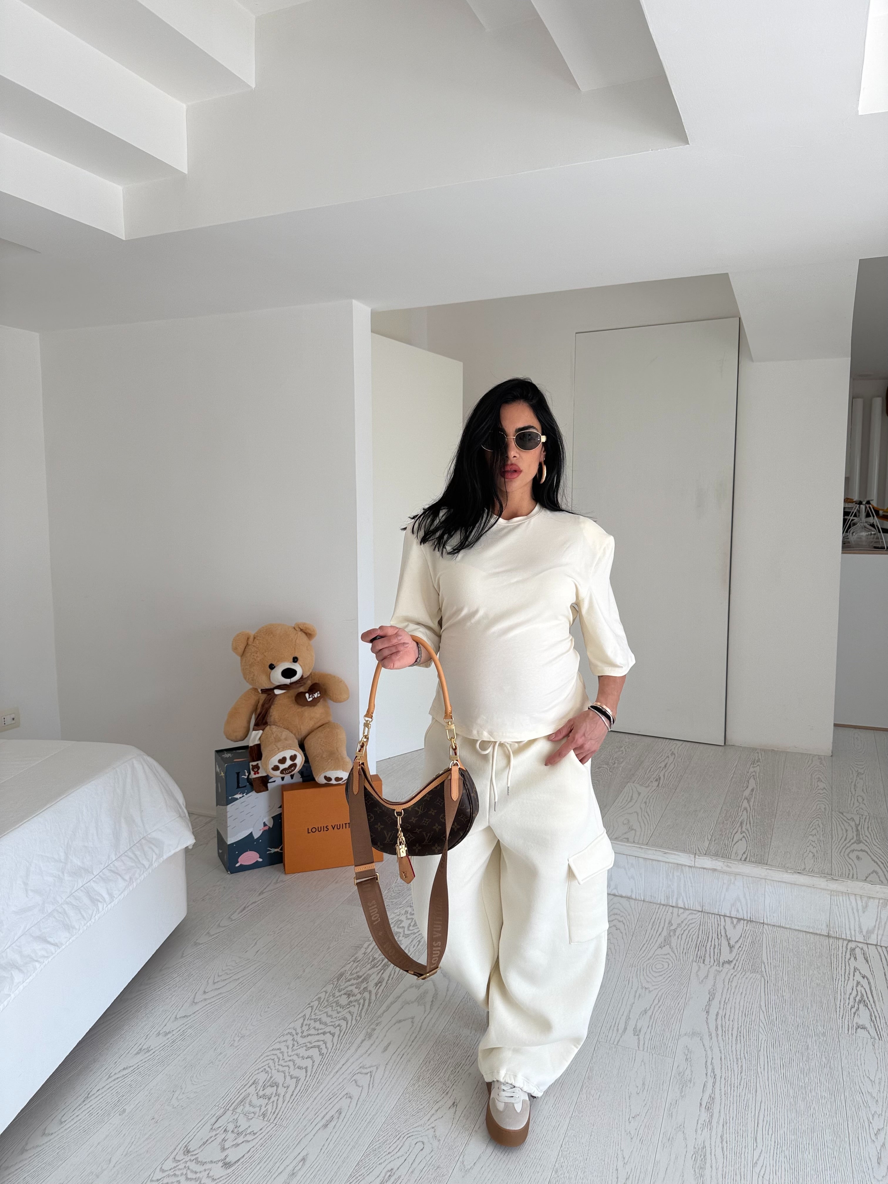 T-shirt Laura by lumina