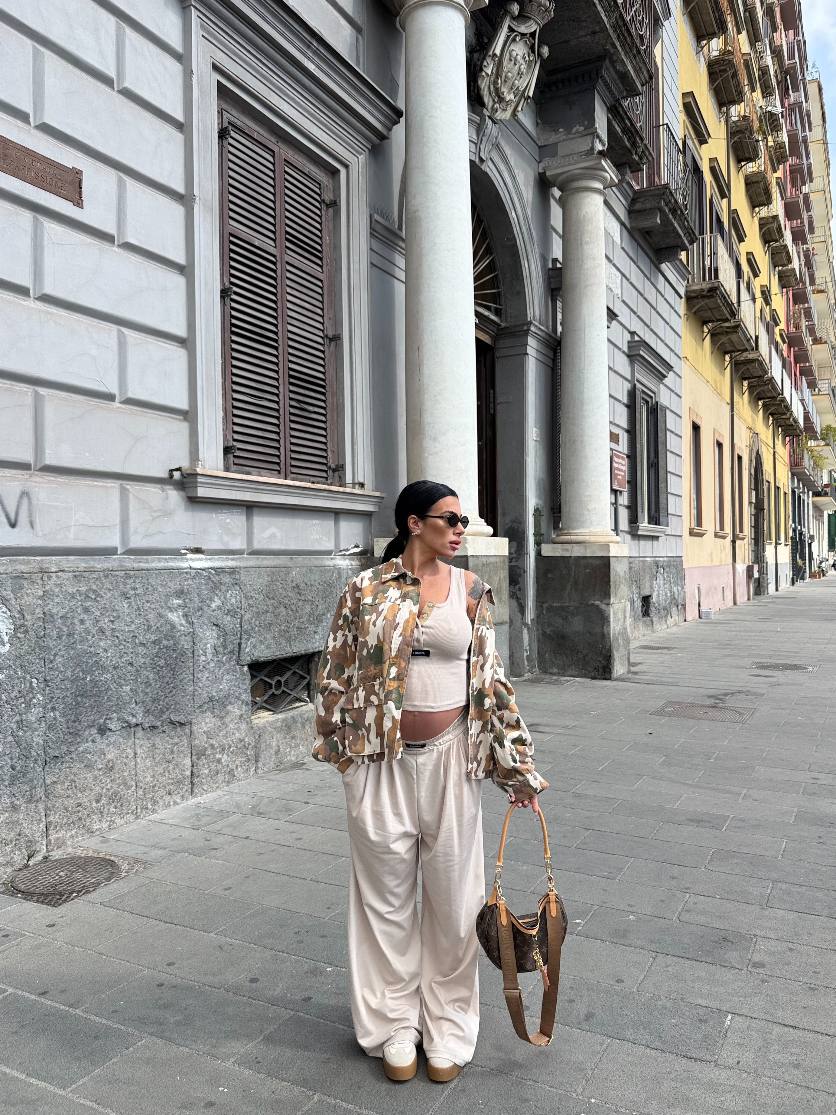 Pantatuta beige by lumina