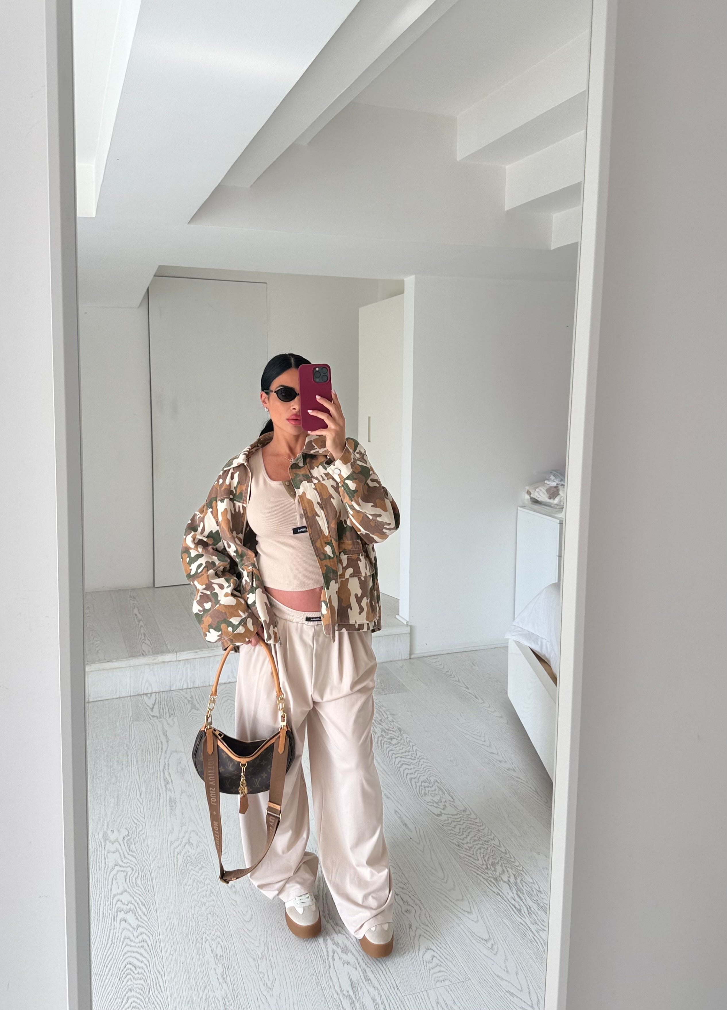 Pantatuta beige by lumina