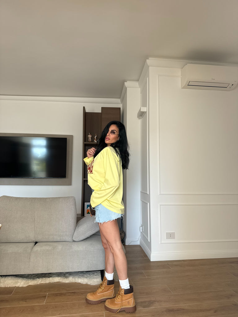 T-shirt yellow