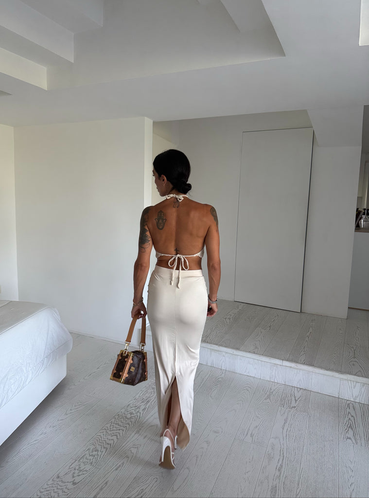 Gonna nude