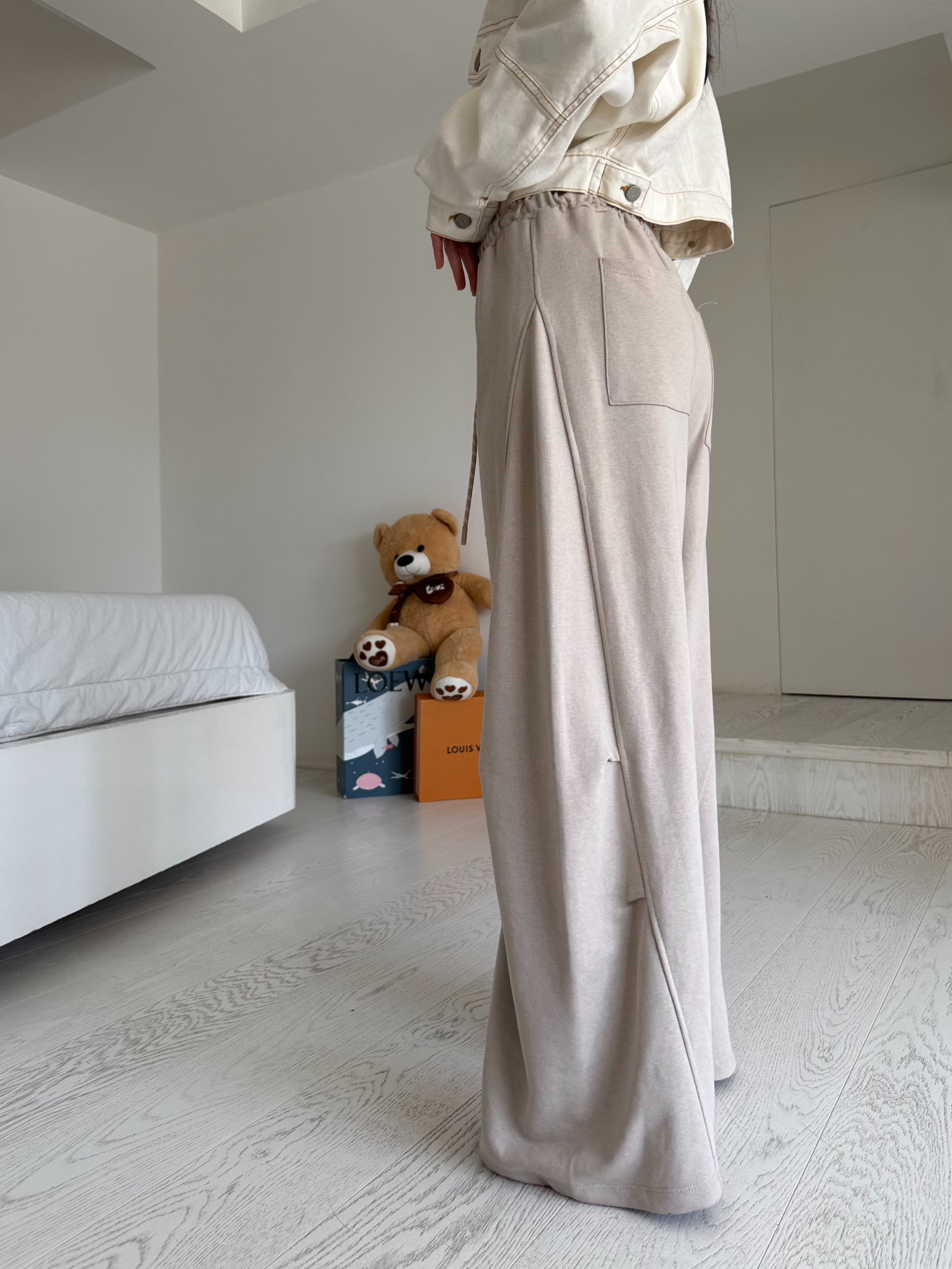 Pantatuta Ila beige chiaro