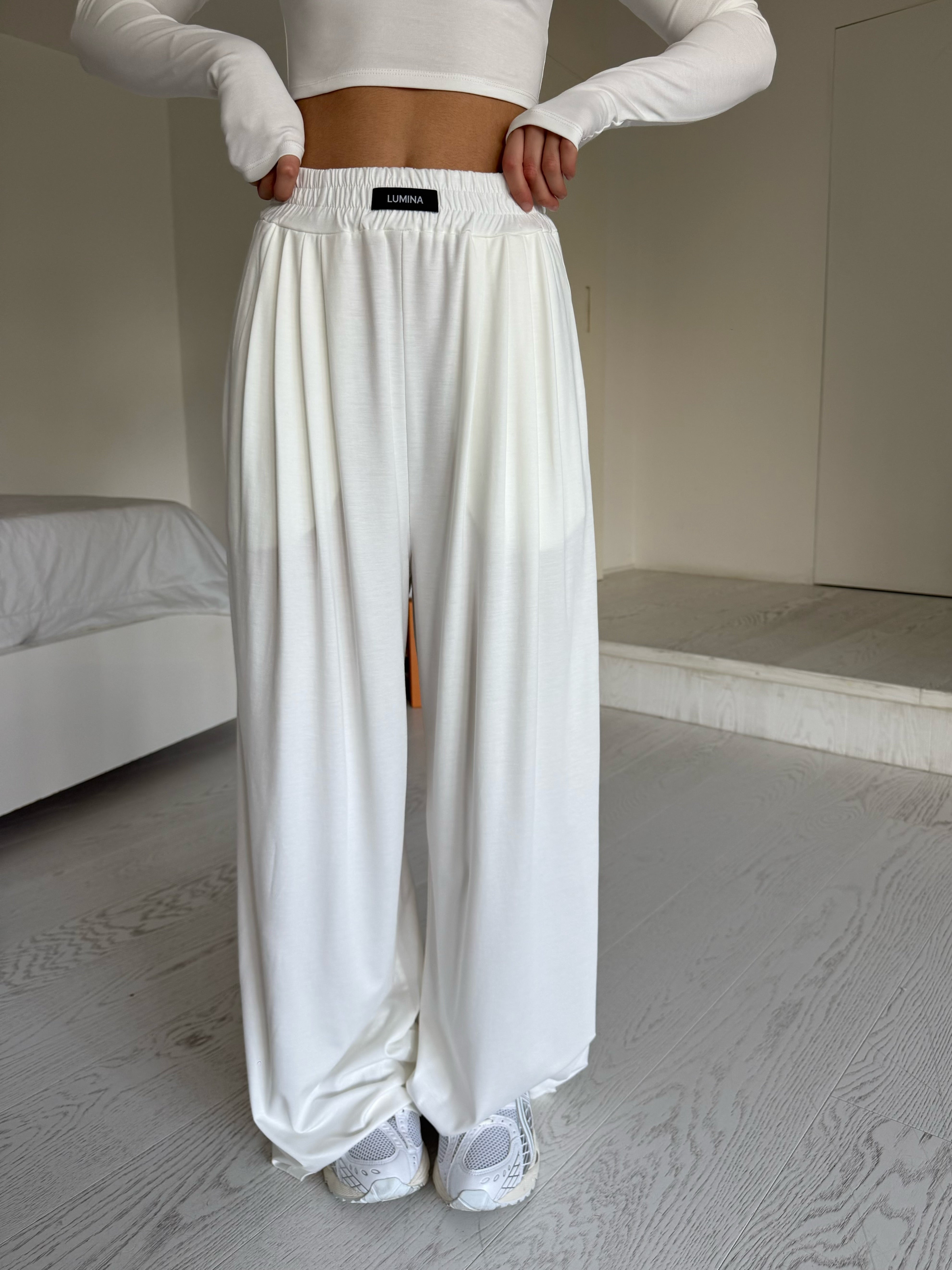 Pantatuta by lumina(3colori)