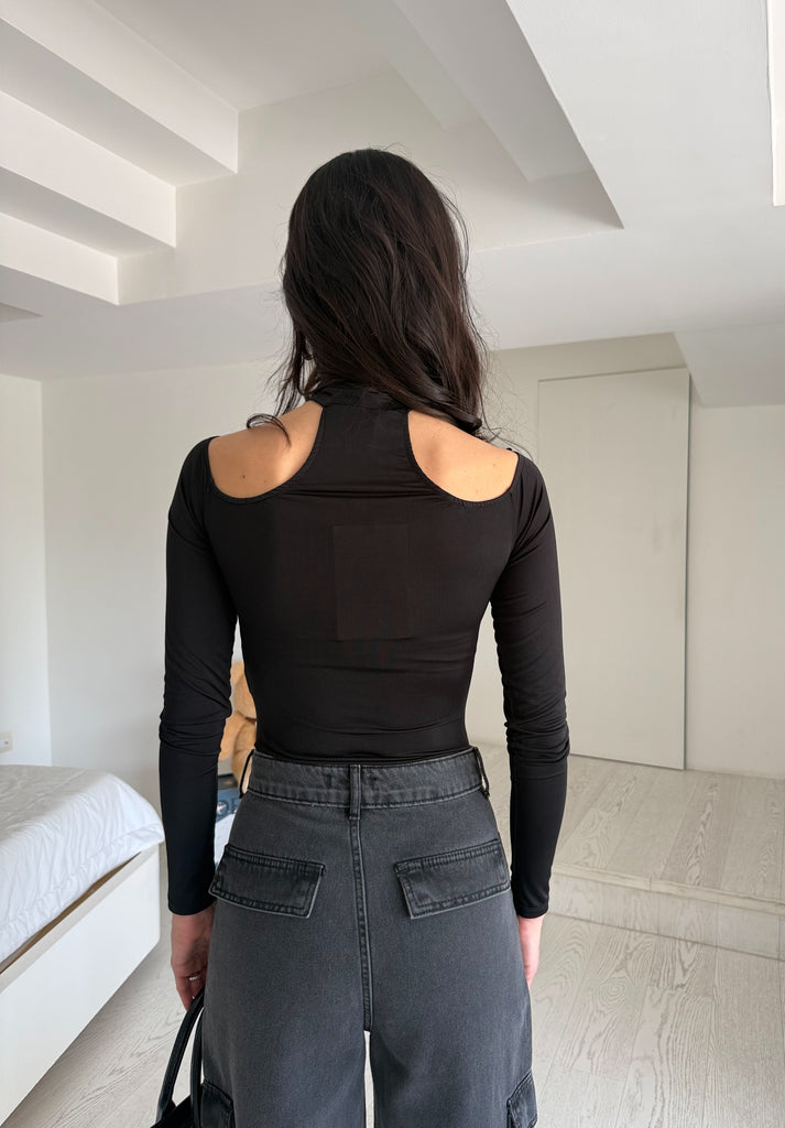 Body black by lumina