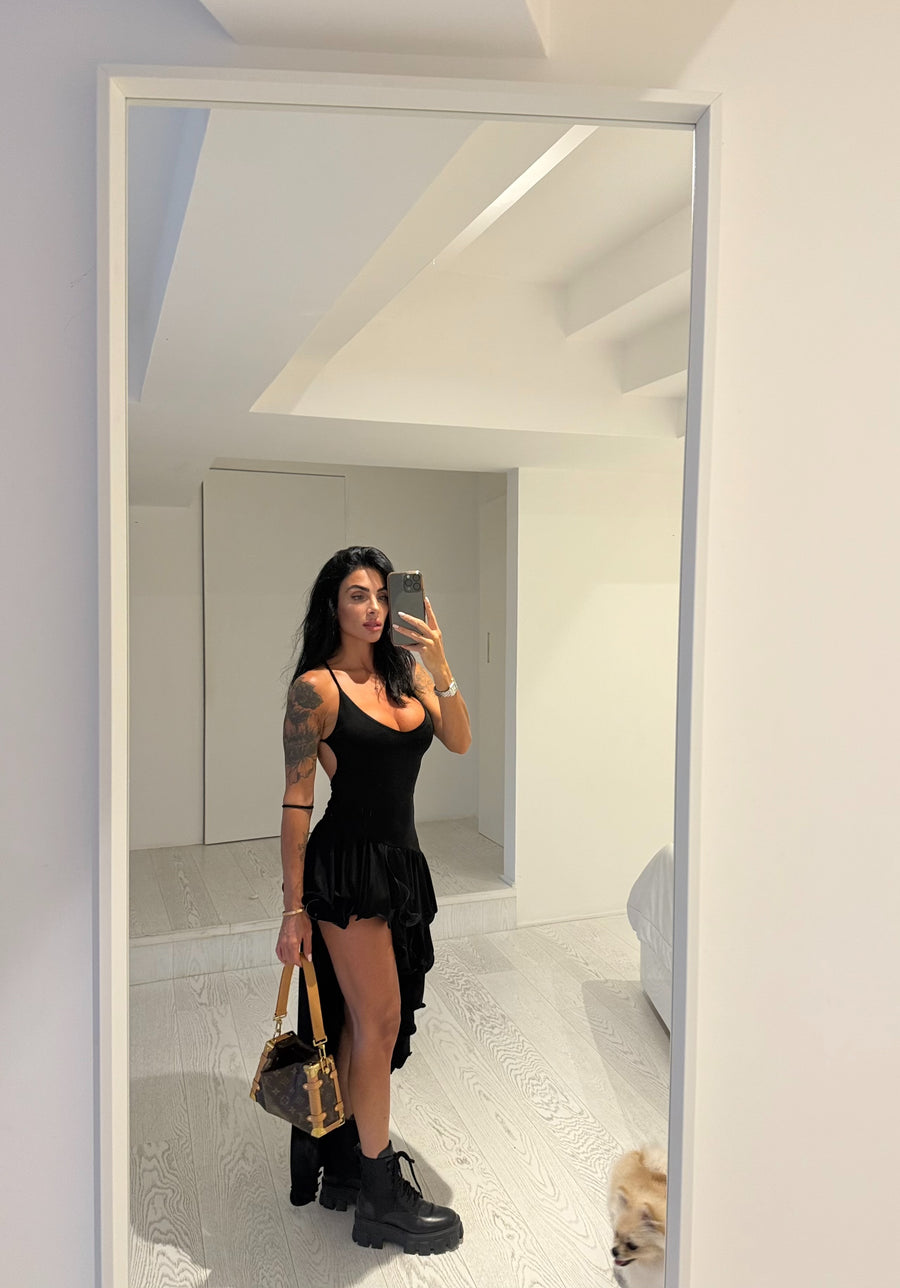 DRESS K.