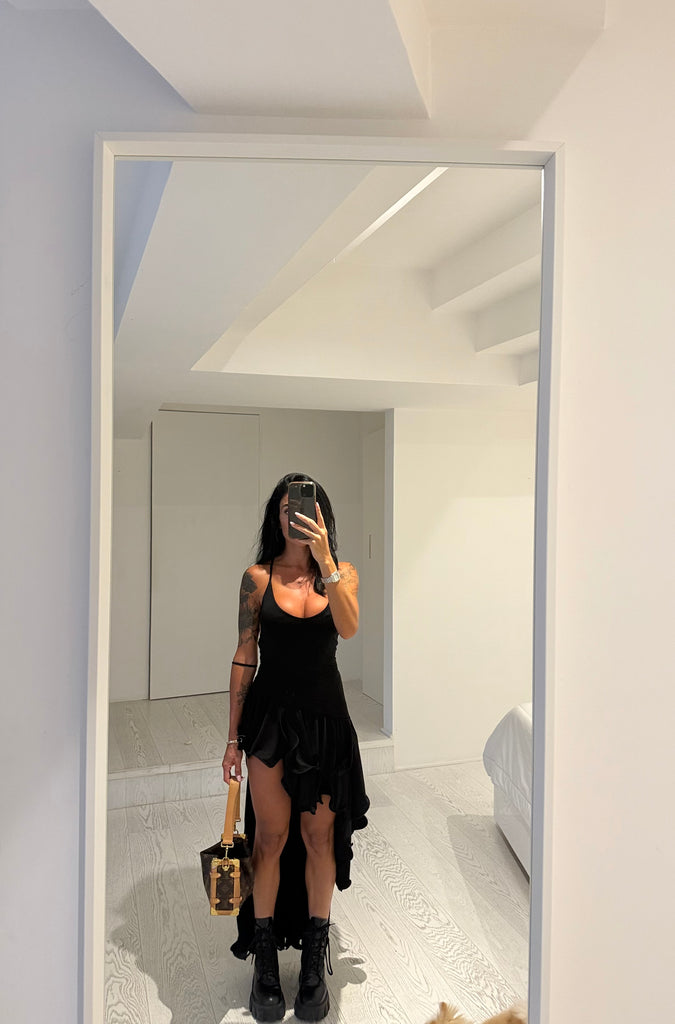 DRESS K.