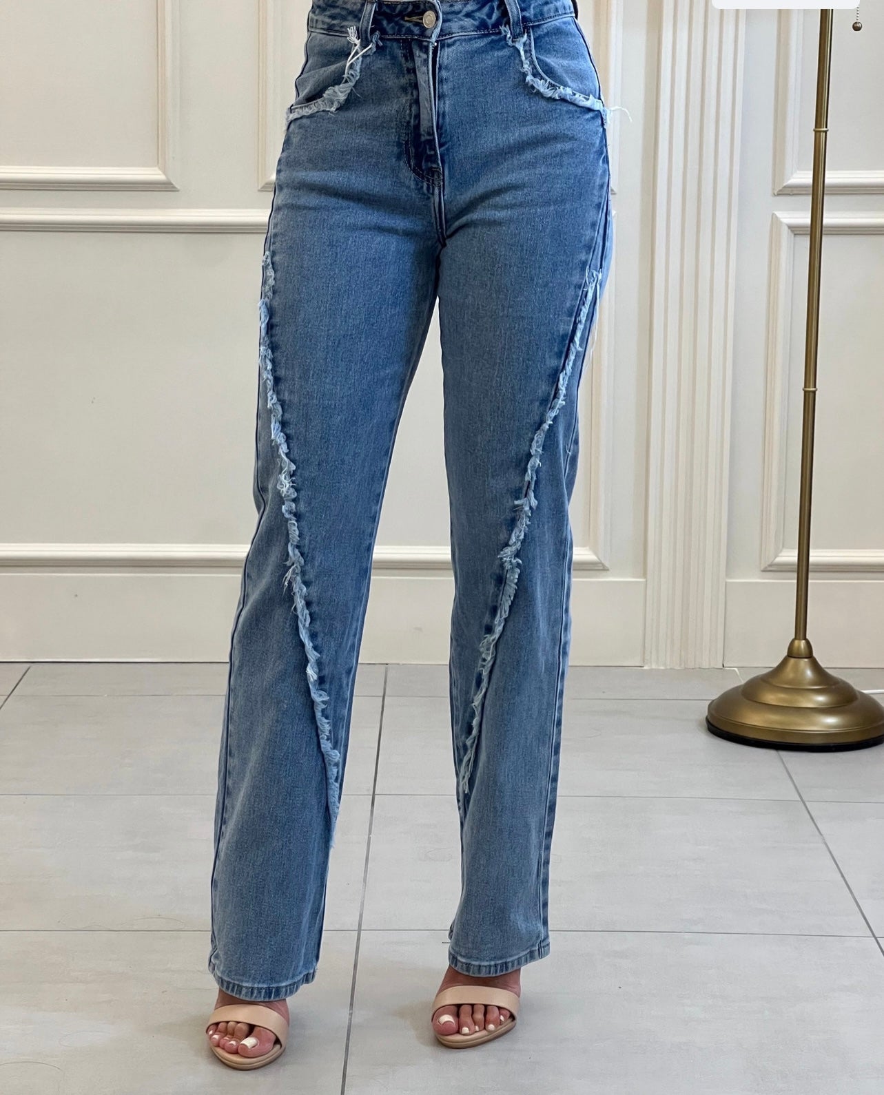 Jeans sfrangiato