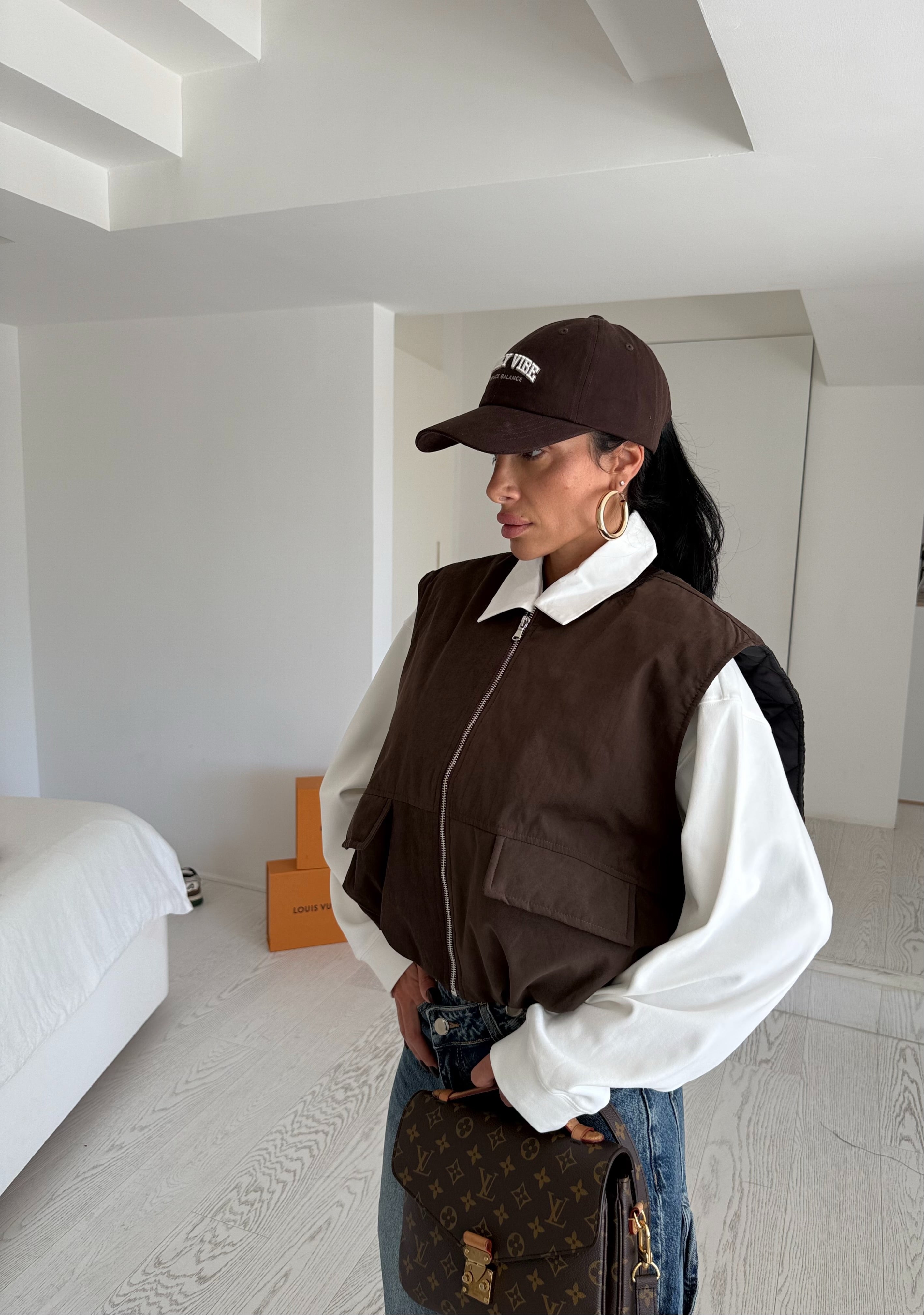 Smanicato Brown by lumina